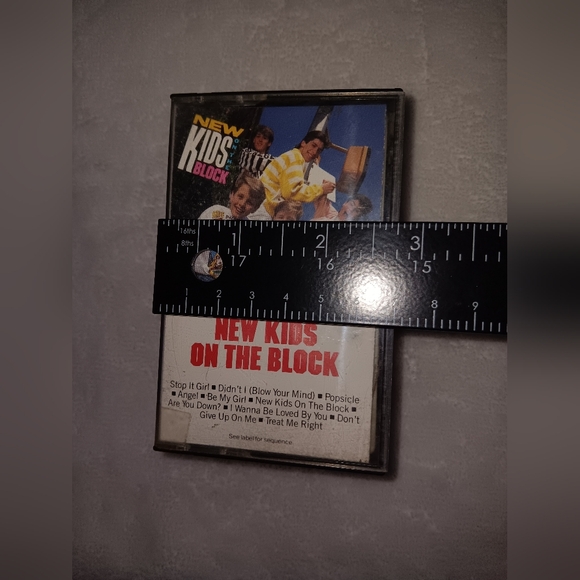 Vintage New Kids on The Block NKOTB Cassette Lot of 3 Pre-owned - Picture 4 of 7
